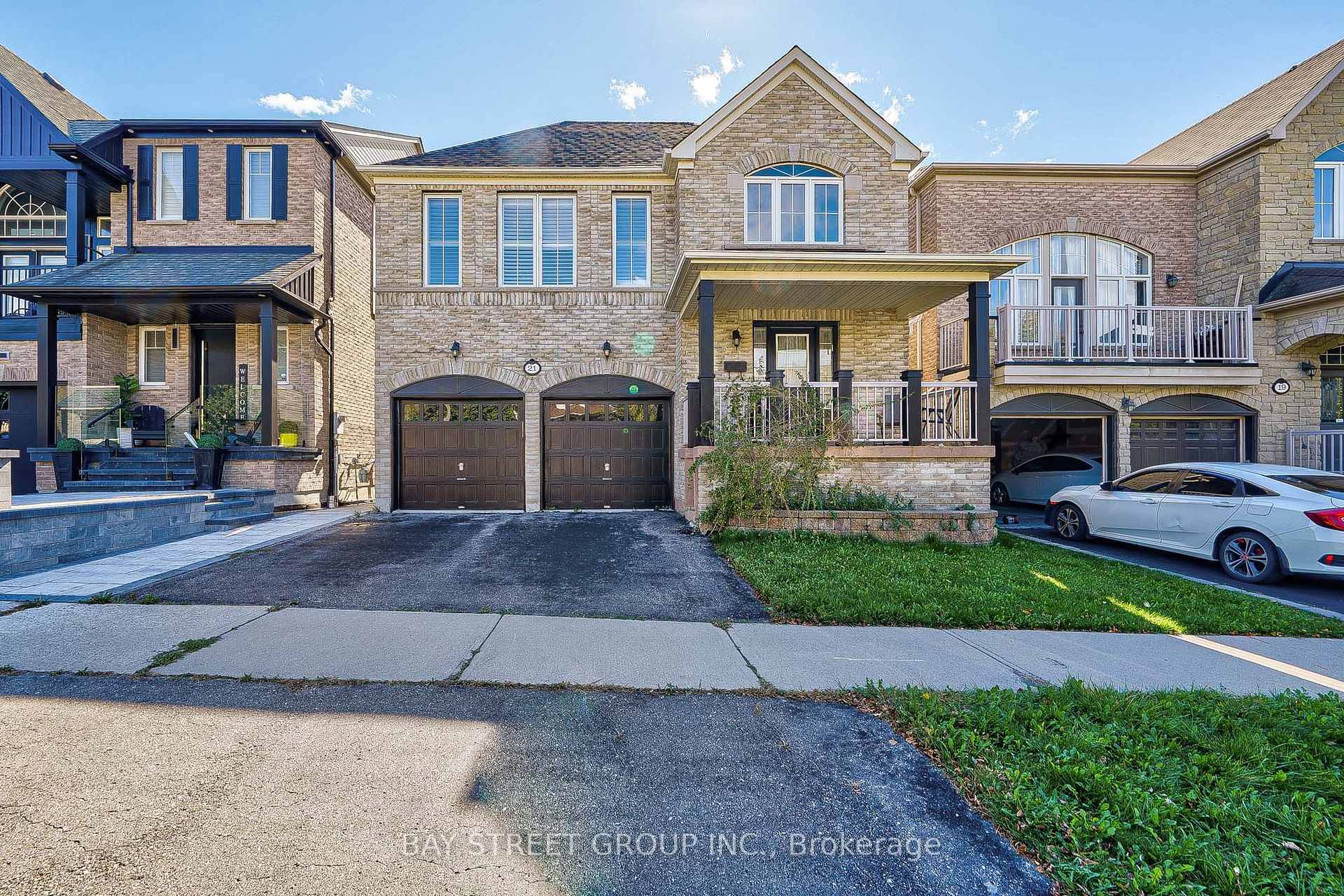 Beautiful raised bungalow in Ajax.