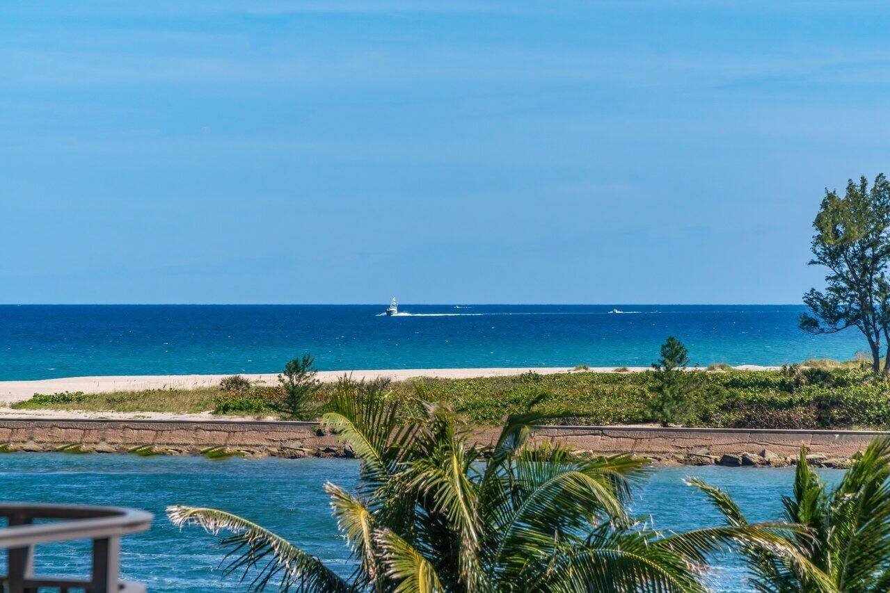 Escape to paradise with breathtaking 180 views of the Palm Beach Inlet, Palm Beach Island, the Atlantic Ocean, and Peanut Island.