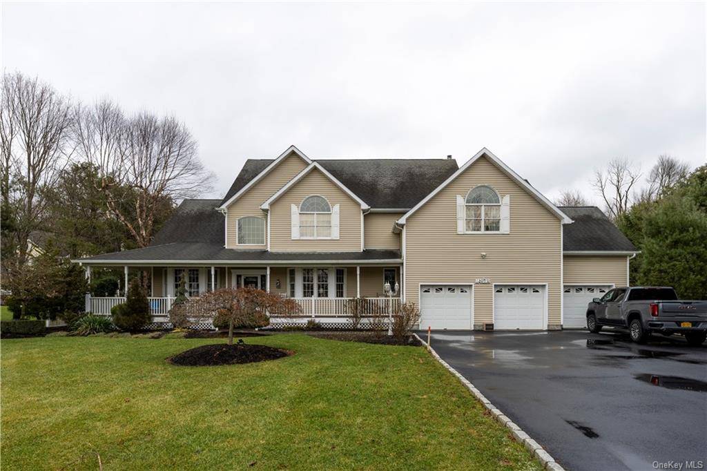 Welcome to this marvelously exceptional home in Hopewell Junction.