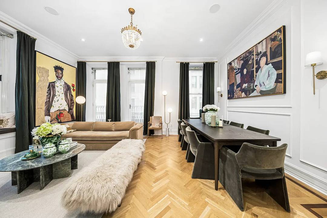 BEST PRICED TWO BEDROOM at THE PLAZA 20 LOWER than PRECONSTRUCTION PRICE in 2005 SAME LINE UNIT SOLD for 5.