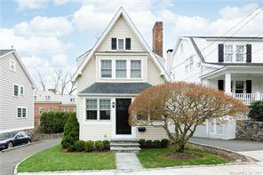 Pretty as a picture, located less than one block off Greenwich Ave on the only dead ended private cul de sac in the center of town within walking distance from ...
