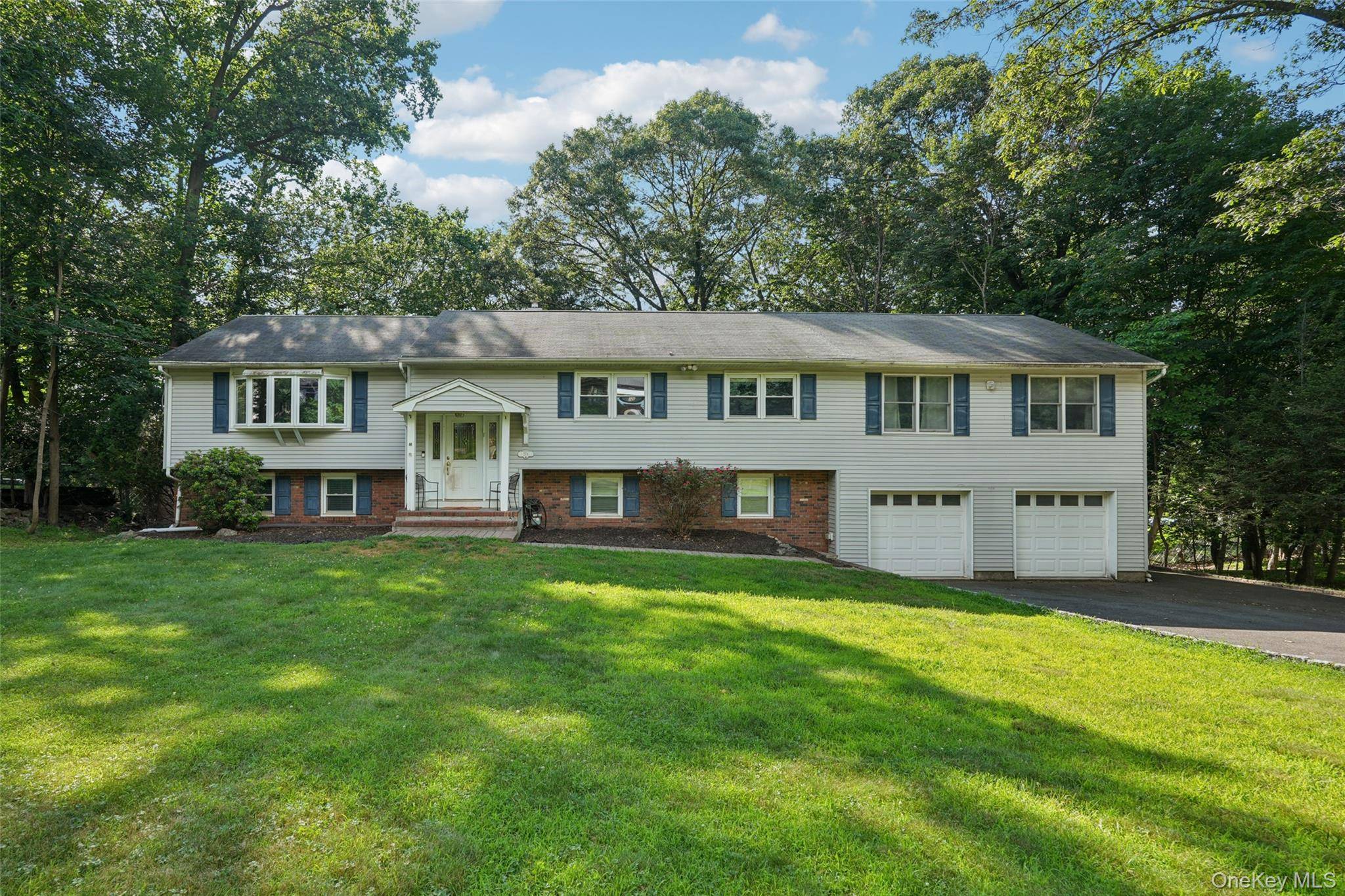 Welcome to 27A Claremont Lane in the Town Of Ramapo.