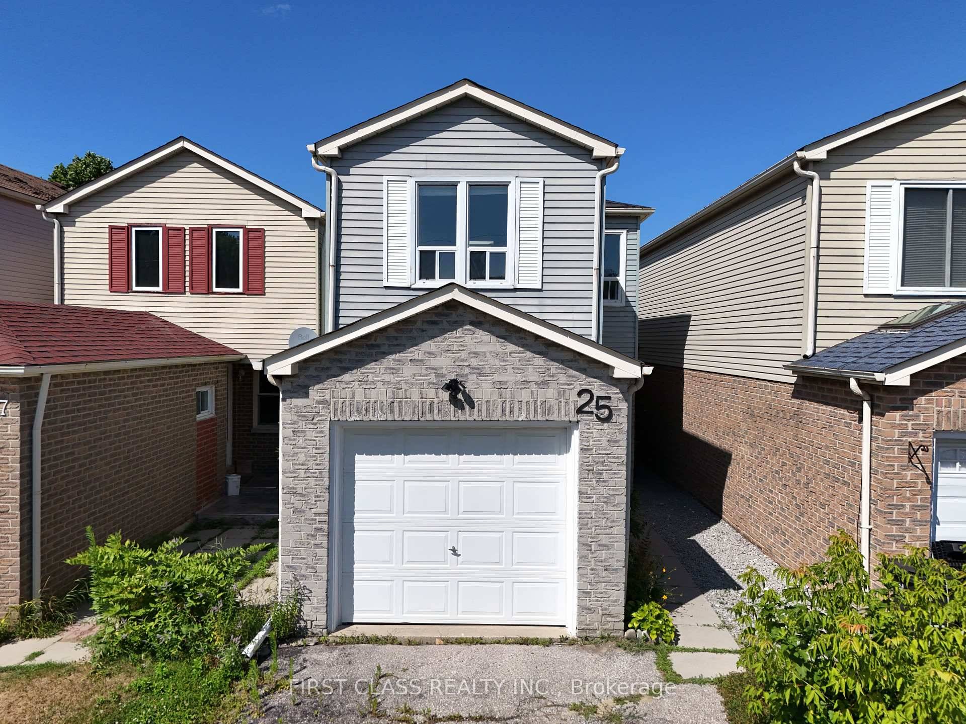 A lovely upgraded 3bedroom plus den home located in one of Scarboroughs most desirable communities !