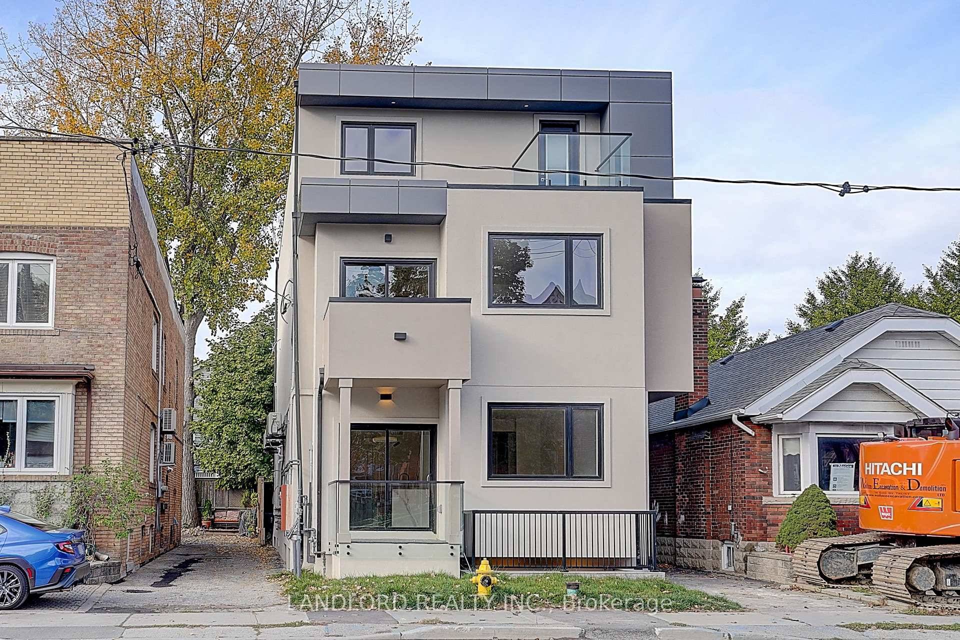 Brand new unit available in this conveniently located stunning fourplex.