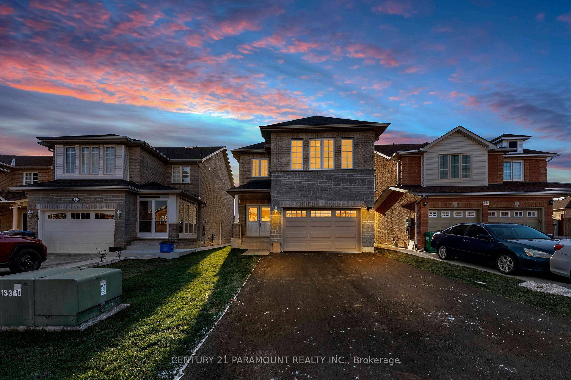 Just built Brand NEW HOME ready for you !