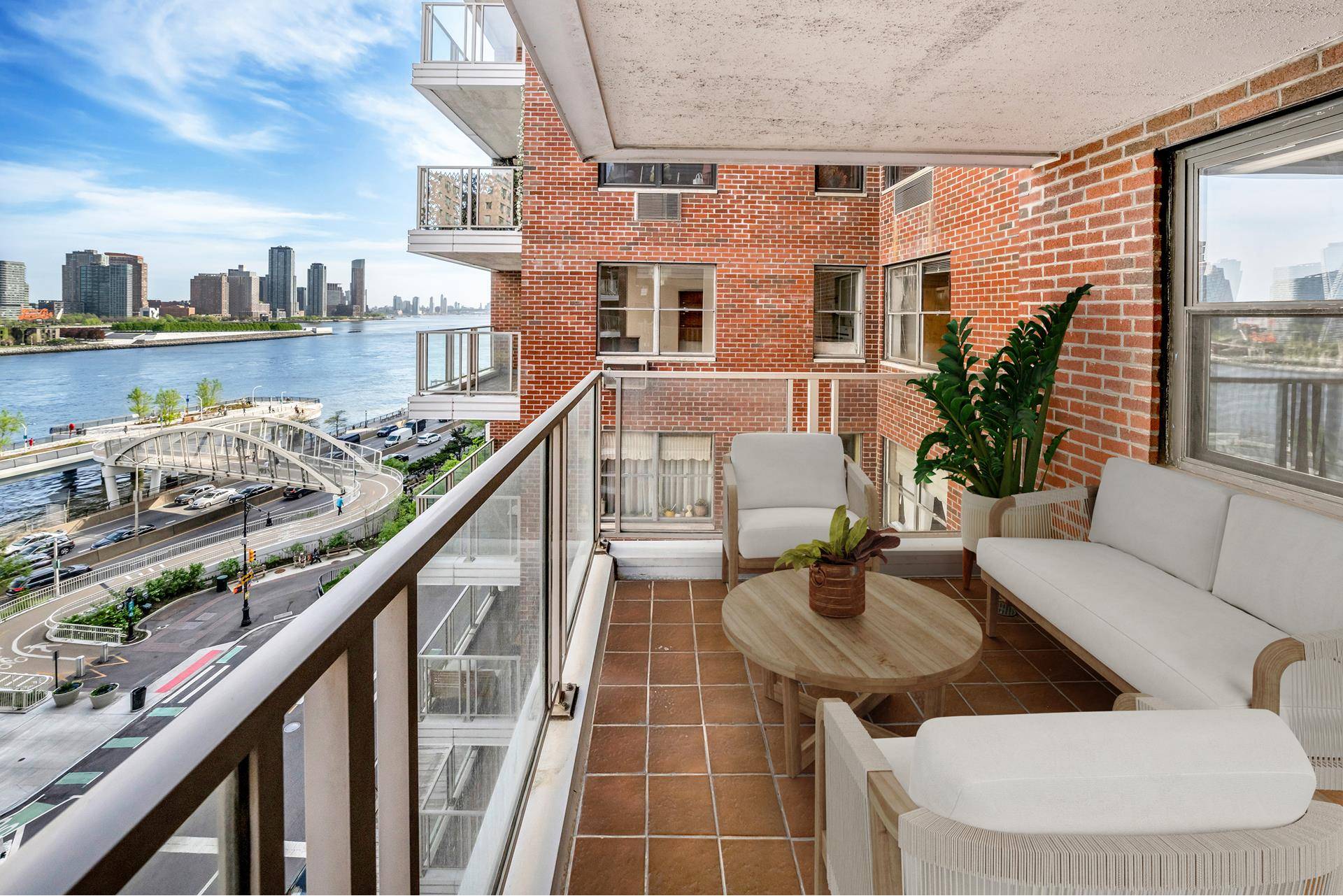 Welcome to 50 Sutton Place South 8G, a rambling Classic Seven with beautiful East River views !