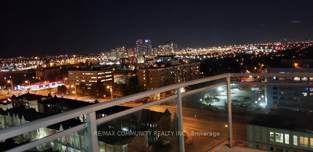 Luxury Condo In Prime Location.