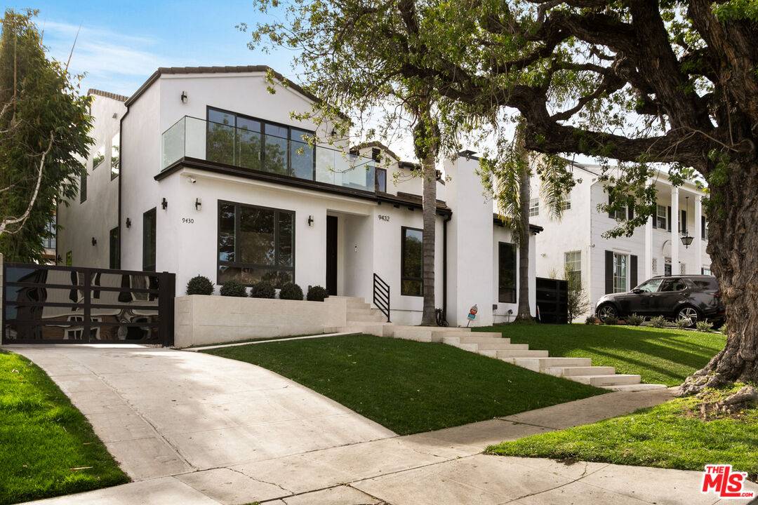 9432   Oakmore Rd 5BR Beverlywood La