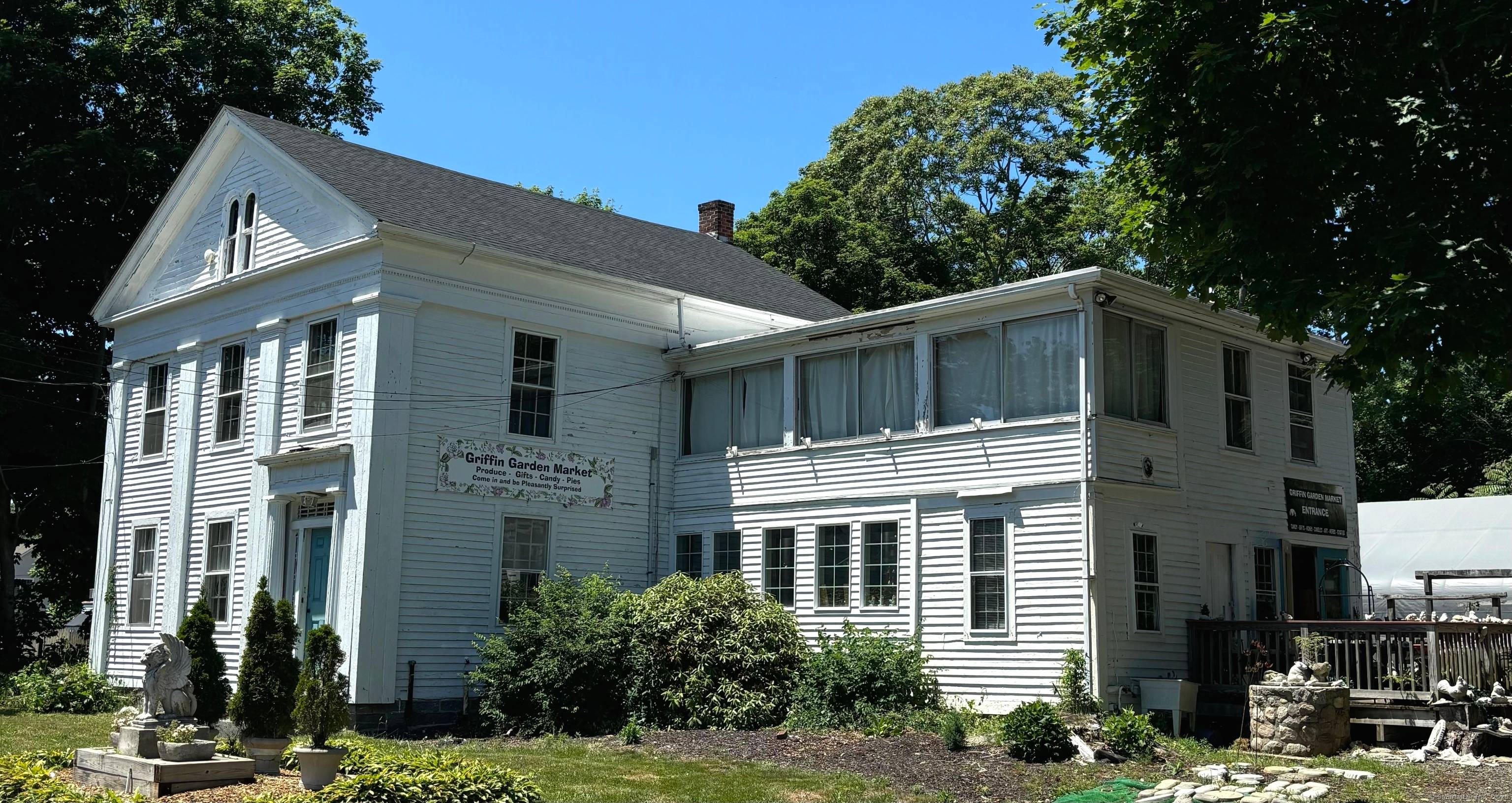 Located within 1 mile of Hammonasset State Park Beach makes this an incredible and rare opportunity to purchase this large mixed use, single family residential or commercial use property in ...
