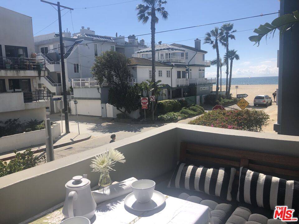 17  E Driftwood St 3BR Marina Del Rey La