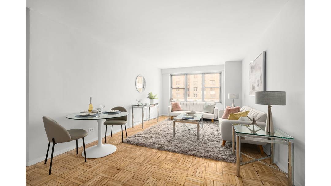 Bright Upper West Side 1BR Near Central Park in Premier White Glove Building with Roof Deck, Gym amp ; Parking Moments from Central Park, this bright north facing Upper West ...