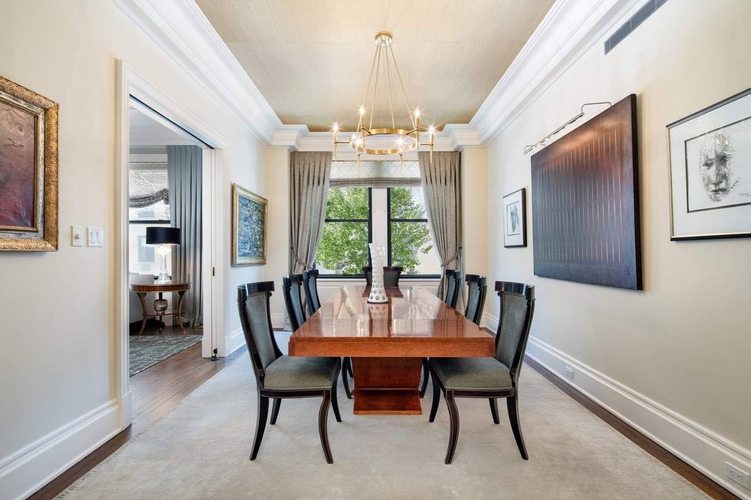 Move into this bright 8 Room classic beauty located at the corner of 81st St and Park Avenue with tree top views.