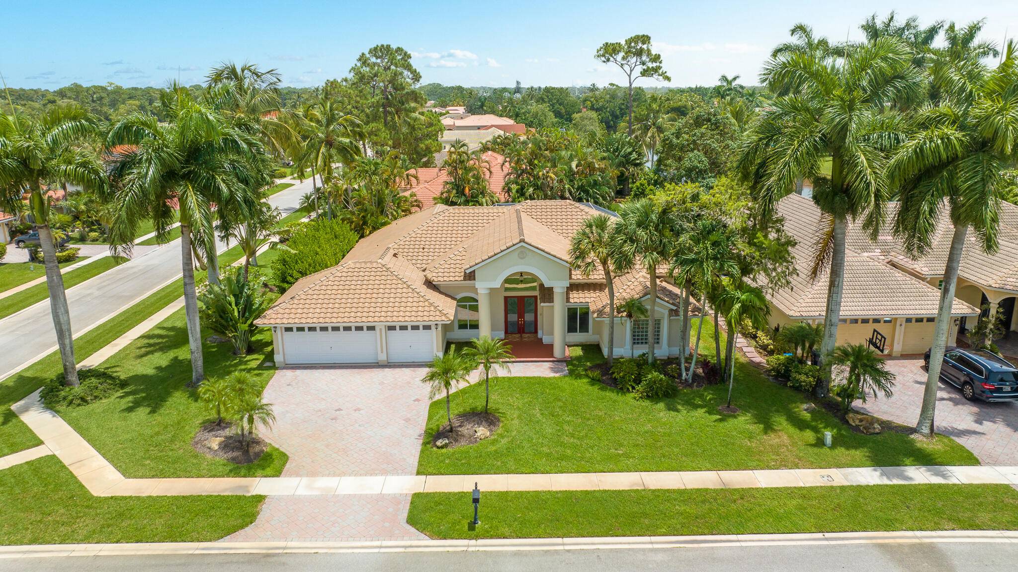 Welcome to ''The Preserve'' of Binks Forest Landings, one of the most premiere gated communities in Wellington, Florida that's super close to all this desired Equestrian City has to offer, ...