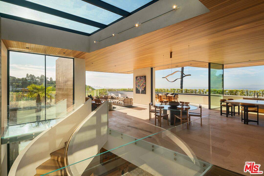 1520   Carla Rdg 5BR Beverly Hills Post Office | B.H.P.O. La