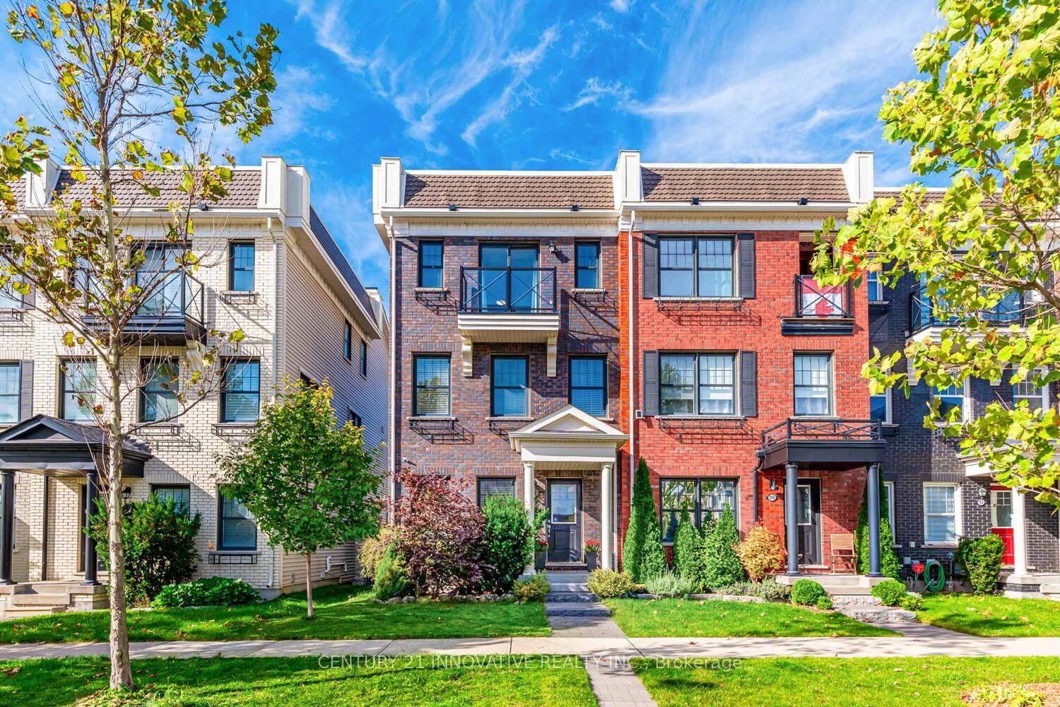 Welcome to 95 Milt Storey Lane, a stunning end unit 3 Bedroom plus den home in the sought after community of Stouffville !