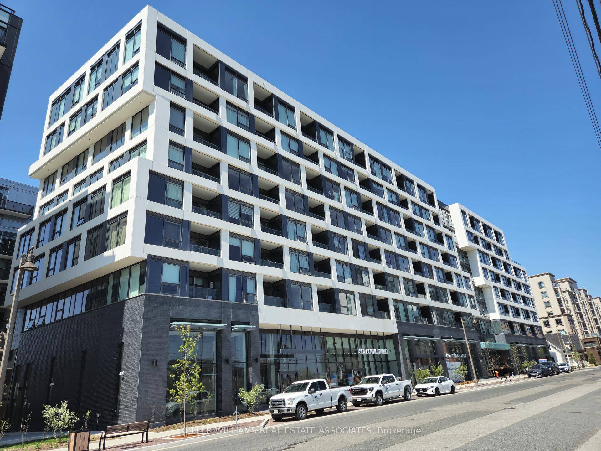 Newly built condo in a Triple Height Hotel Style Lobby with 24 hour Concierge, If you are looking for a bright two bedrooms and two washrooms, this is the home ...