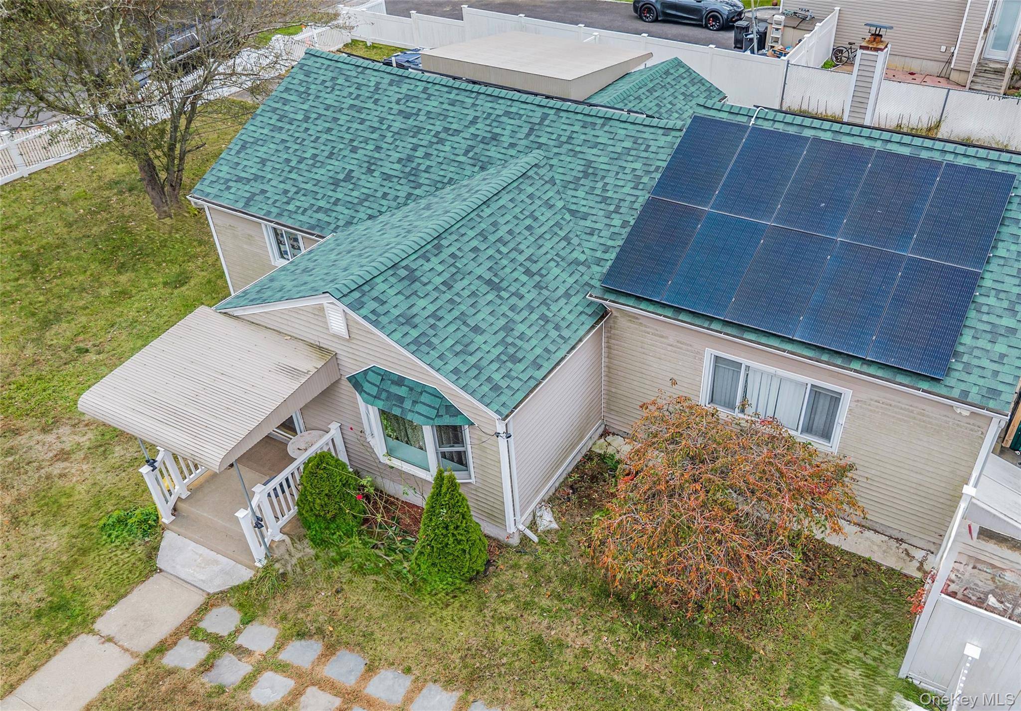 Welcome to this charming and spacious Ranch style home featuring 4 bedrooms with high ceilings, all conveniently located on the first floor.