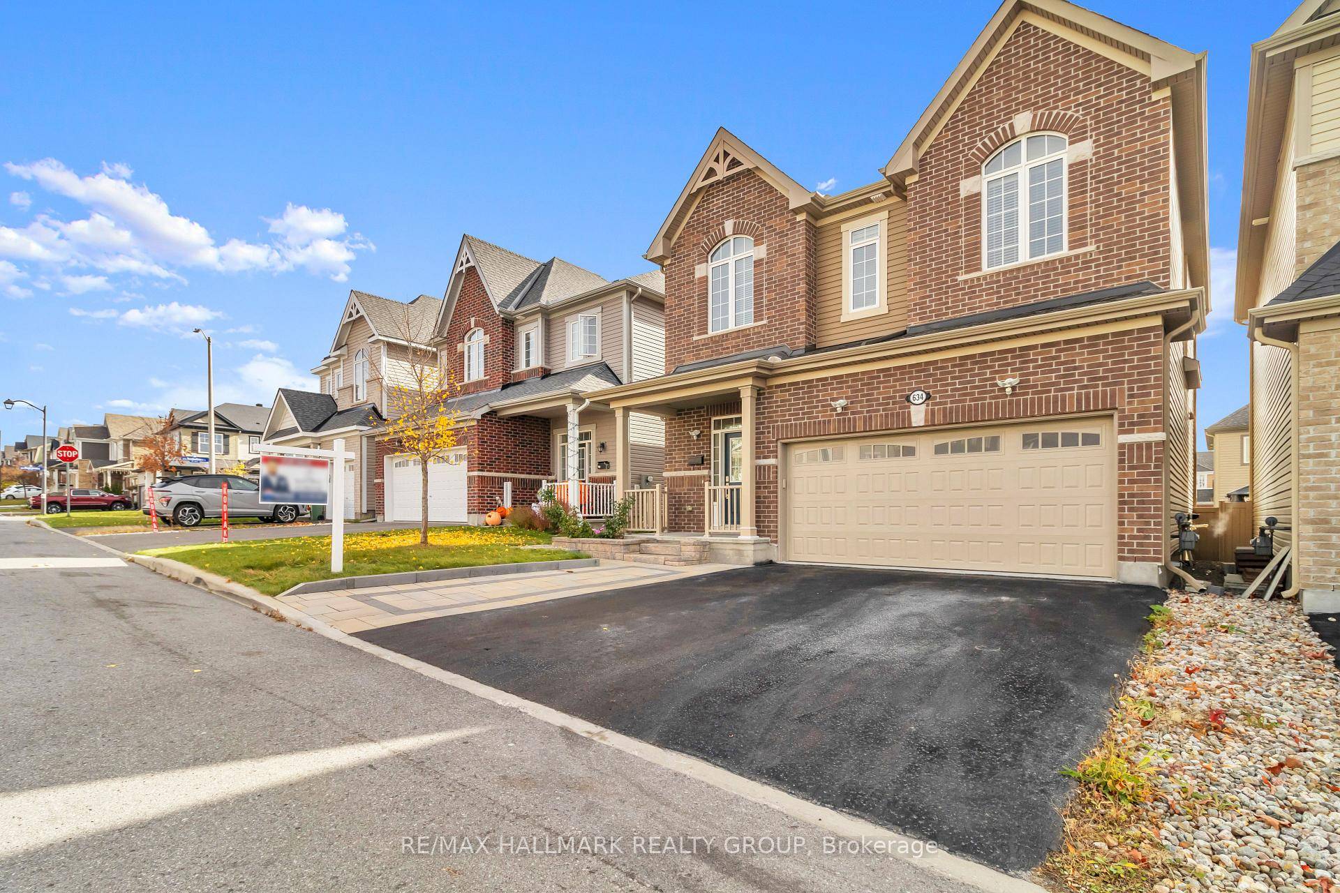 Welcome to this Stunning Glenview Kingsley model home offers 11 foot ceilings and upgraded 9 foot doors for a grand, cohesive look, with over 40K approx.
