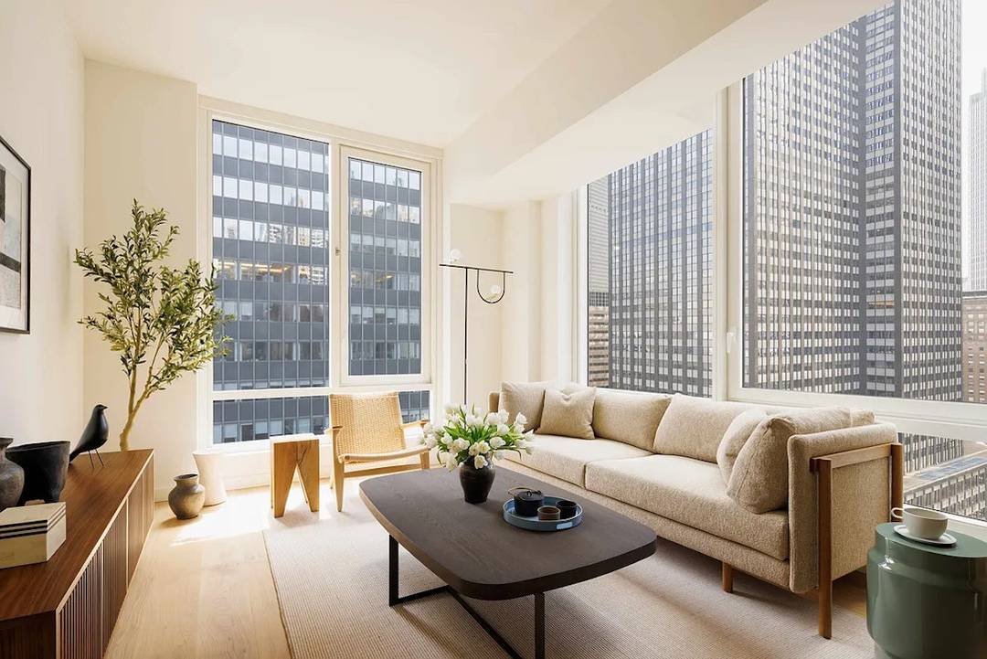 Residence 18G presents the final opportunity to own in the popular G one bedroom line at Monogram New York.