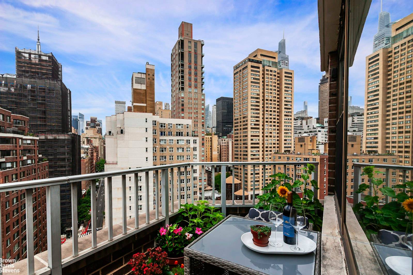 Private Outdoor Space with Iconic Views !
