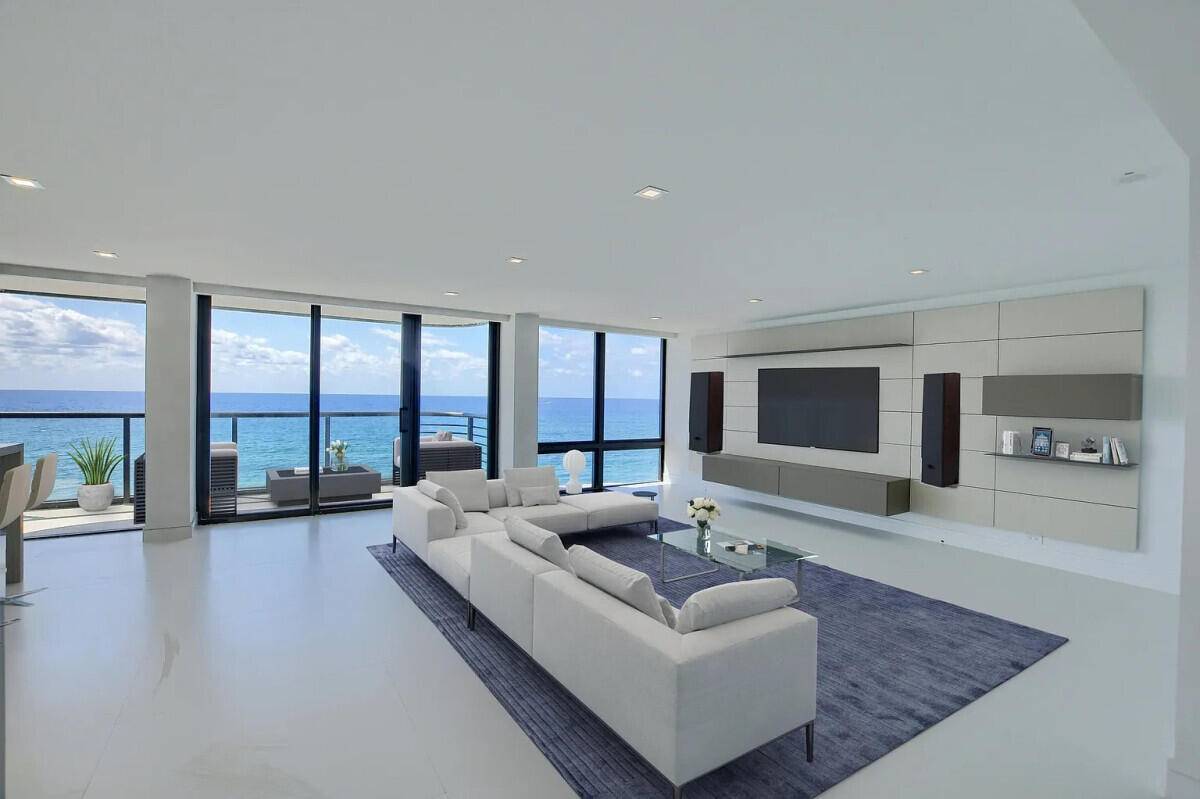 What's specialWelcome to your dream smart home with breathtaking ocean and city views from nearly every angle !