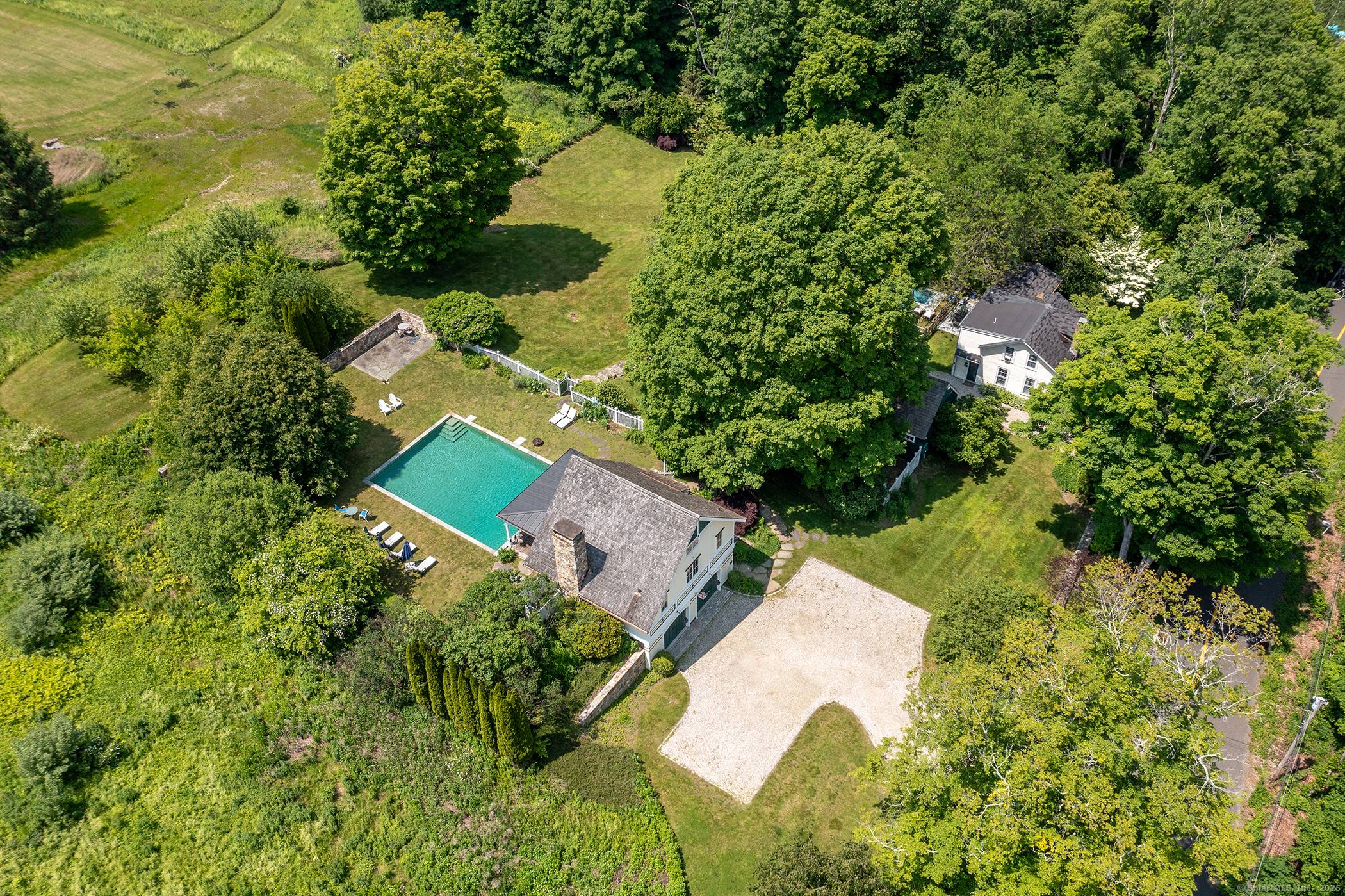 Quintessential CT Mini Estate of 2 Homes !