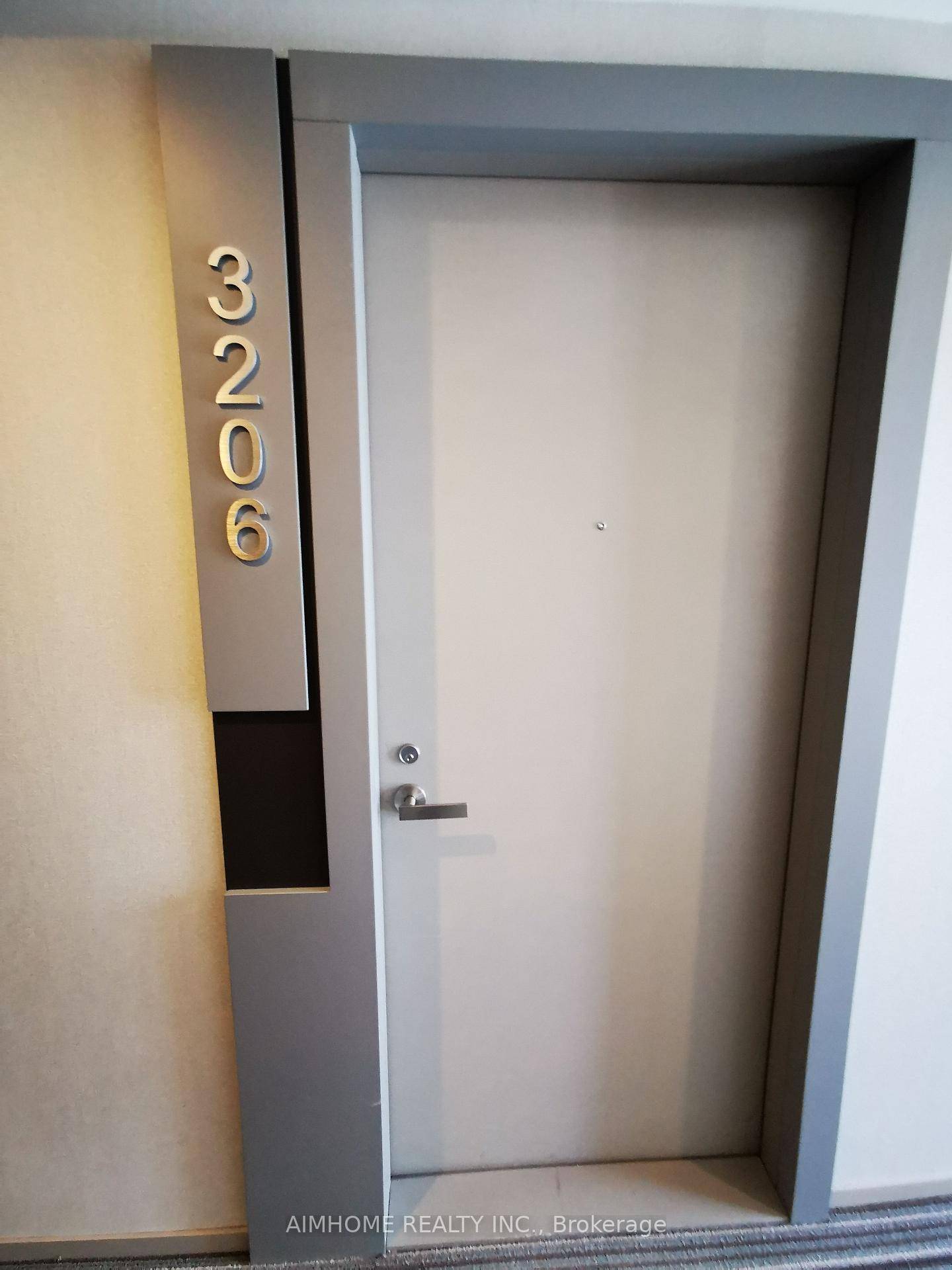Stunning Corner Suite 2 Bed, 2 Bath at Pace Condos by Great Gulf !