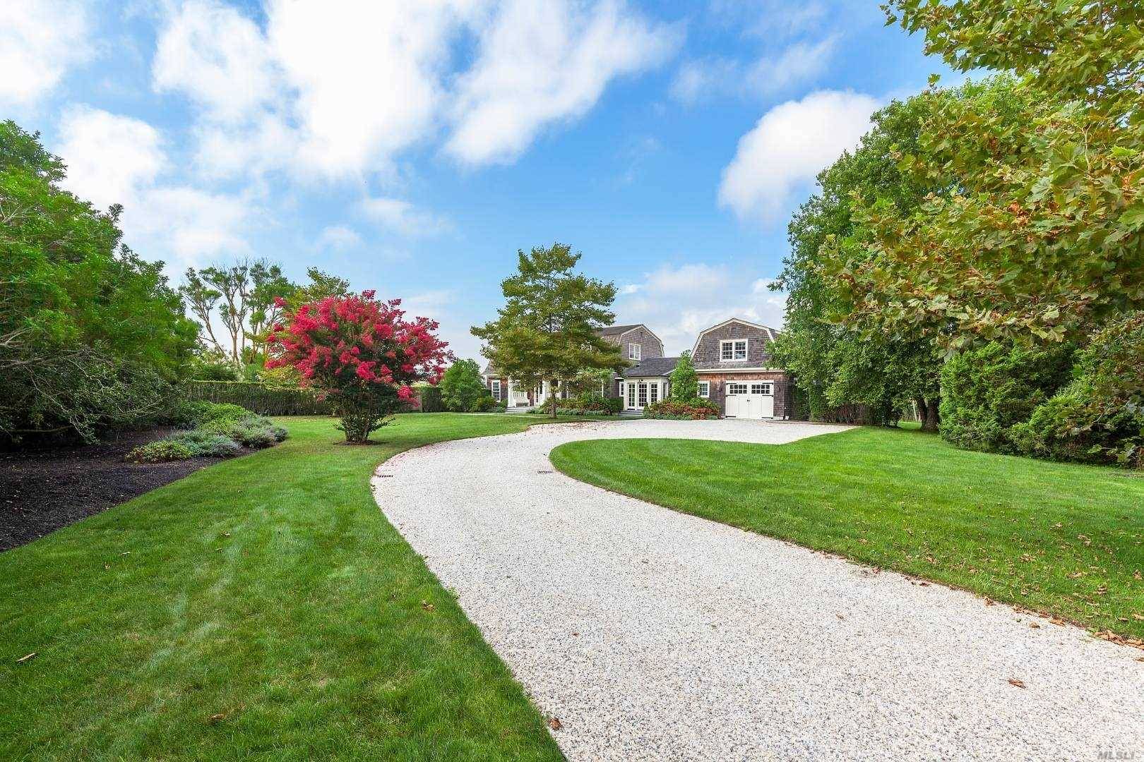 EGYPT LANE, EAST HAMPTON VILLAGE Dramatic 2.