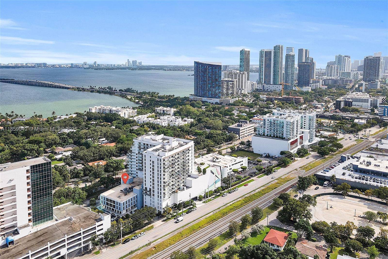 Perfectly centralized office location in the heart of Miami.