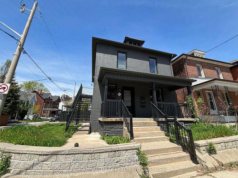 Be the first to live in this brand new, fully renovated 1 bedroom basement apartment in a legal triplex located in a prime Toronto neighborhood !