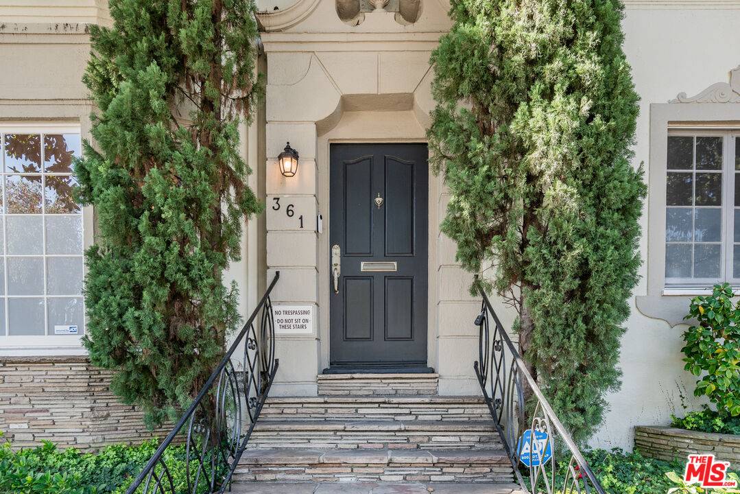 361 S Doheny Dr 2BR Beverly Grove La