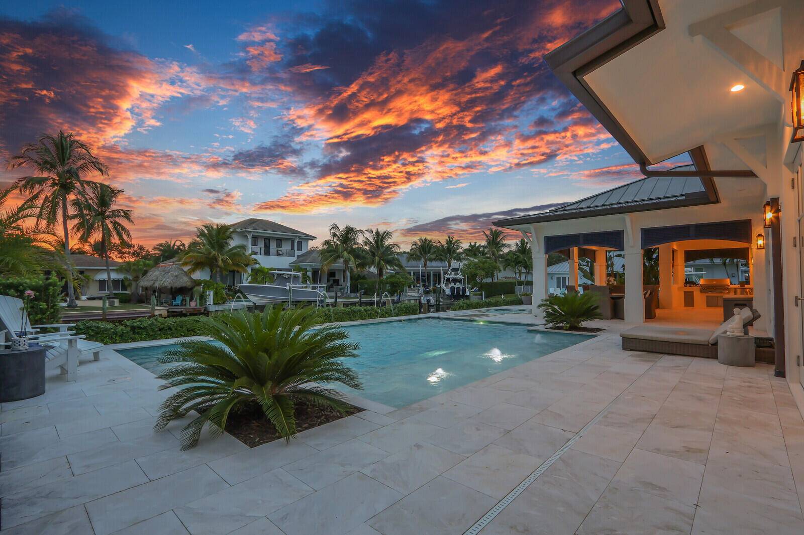 Gorgeous new construction waterfront home in the heart of Jupiter !