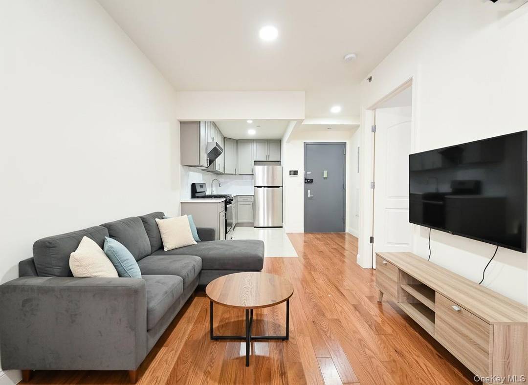 Close Main St Subway Station, Long Island Railroad Station, Supermarket.