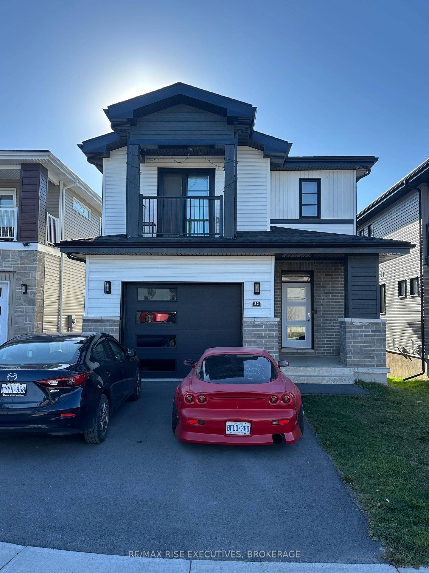 Welcome to your dream home in the heart of Amherstview !