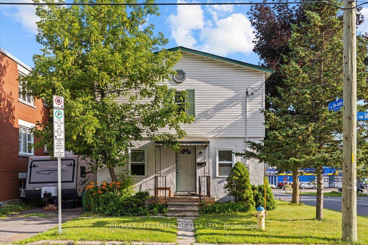 3 bedroom home on a corner lot with high potential in Ottawa.