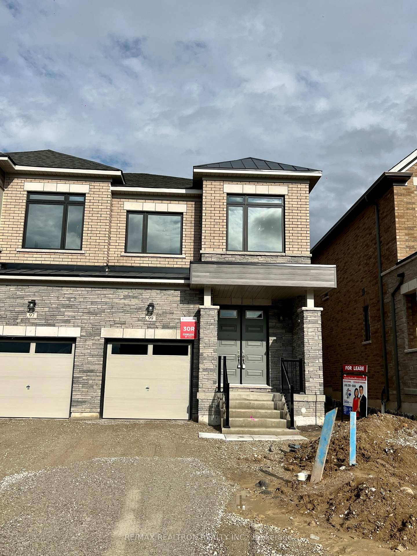 Welcome to 4bedroom, 3 baths Semi Detached Home built by Countrywide.