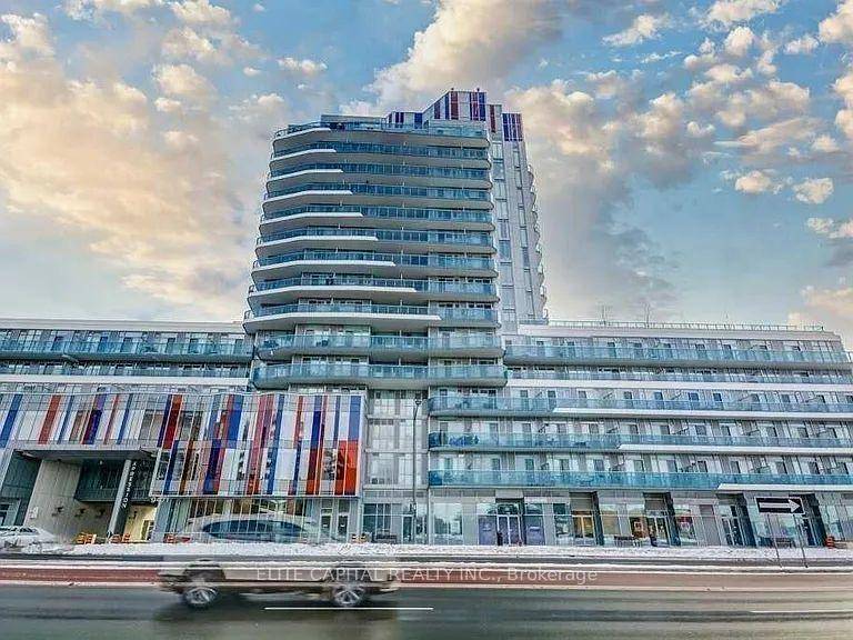 Welcome to Xpression condos in the heart of Richmond Hill !