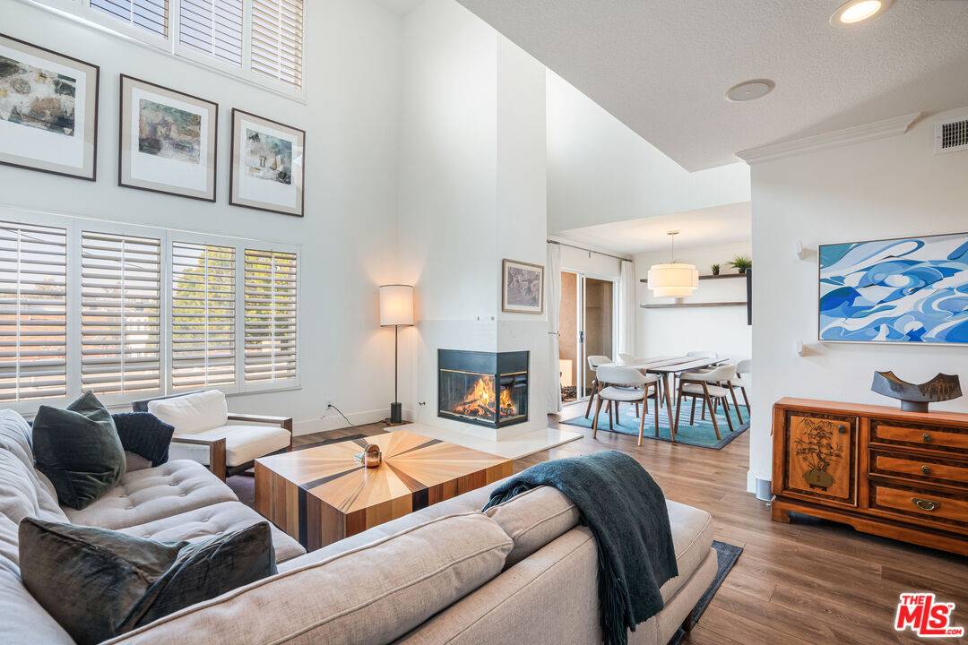 2808   Arizona Ave 3BR Santa Monica La