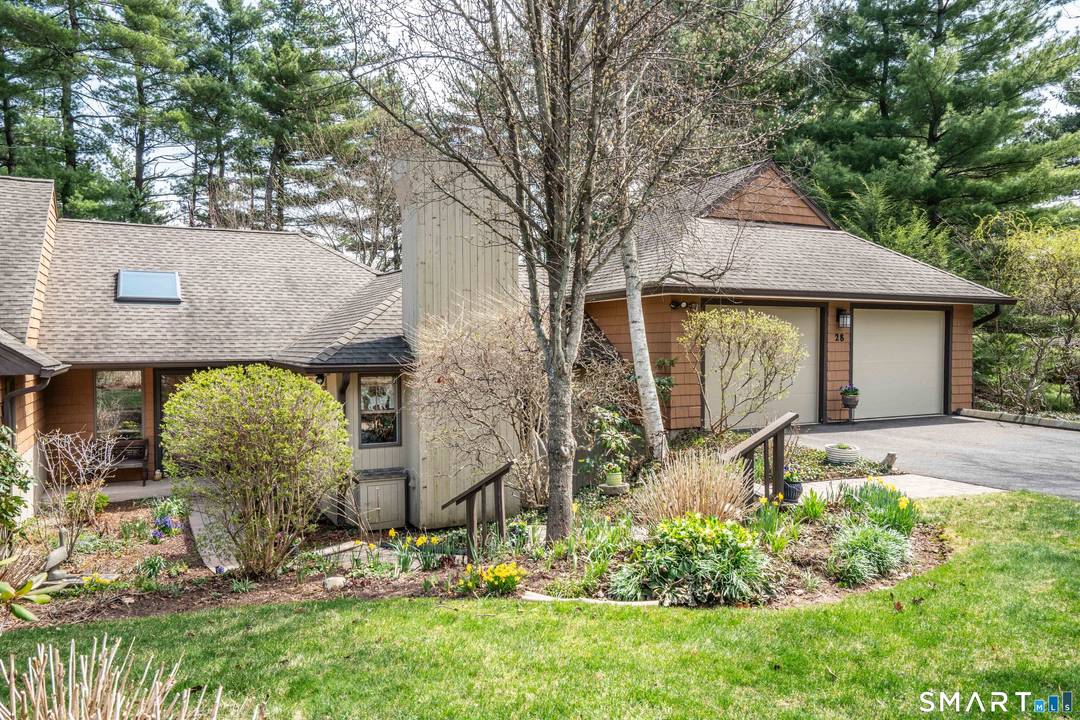 Smashing Balbrae ranch style home with tons of upgrades and lots of space.