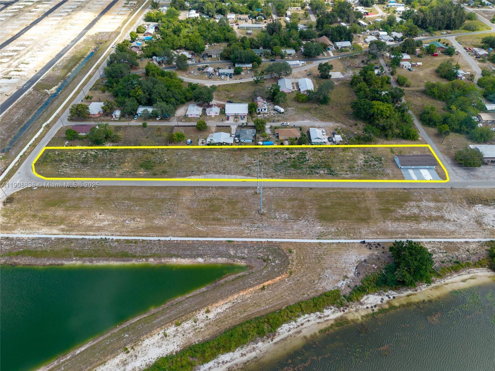 Savvy investors here s your opportunity to own a fully renovated triplex on a cleared and surveyed 1.