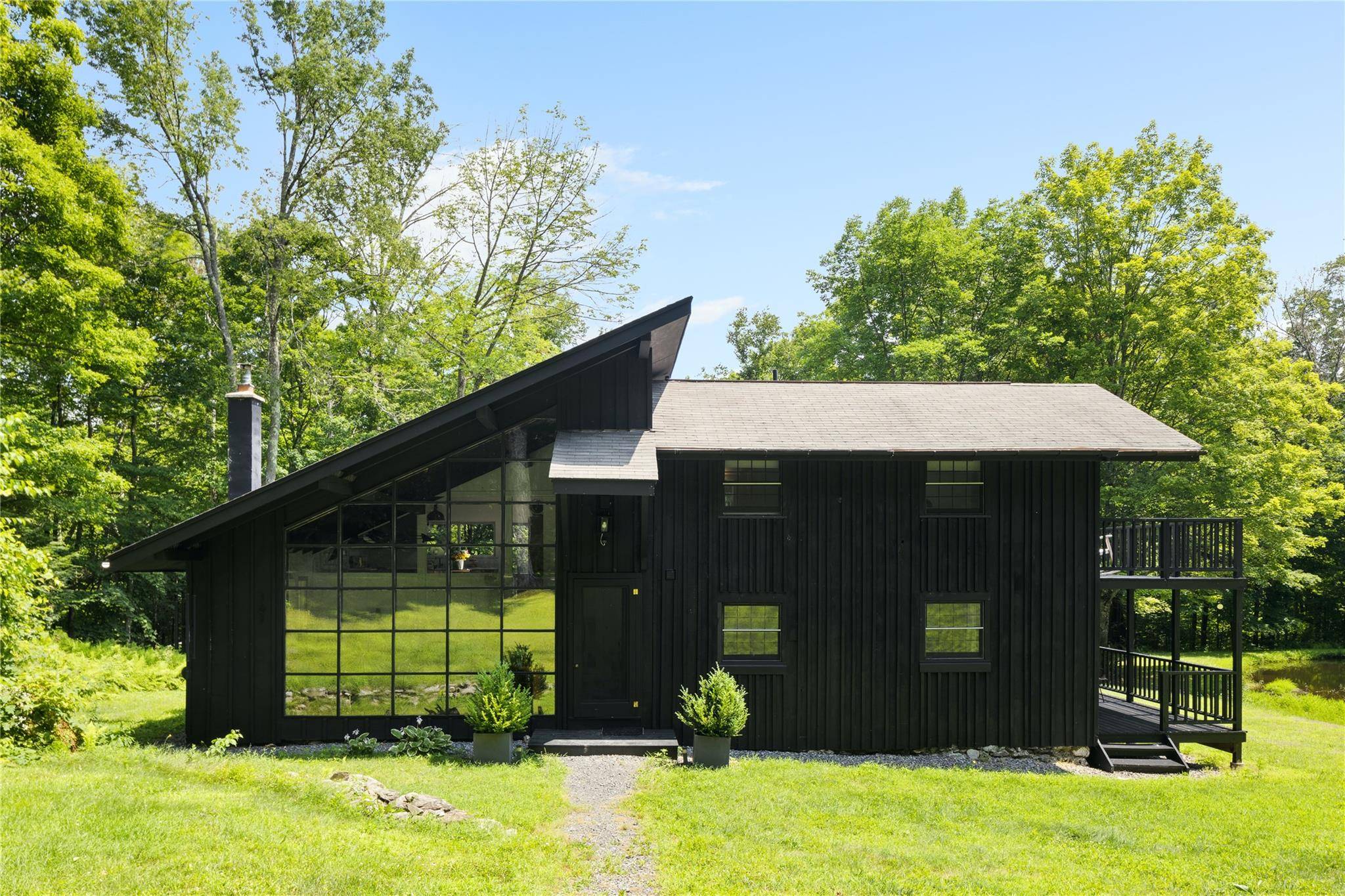 Architecture meets nature in Hillsdale.