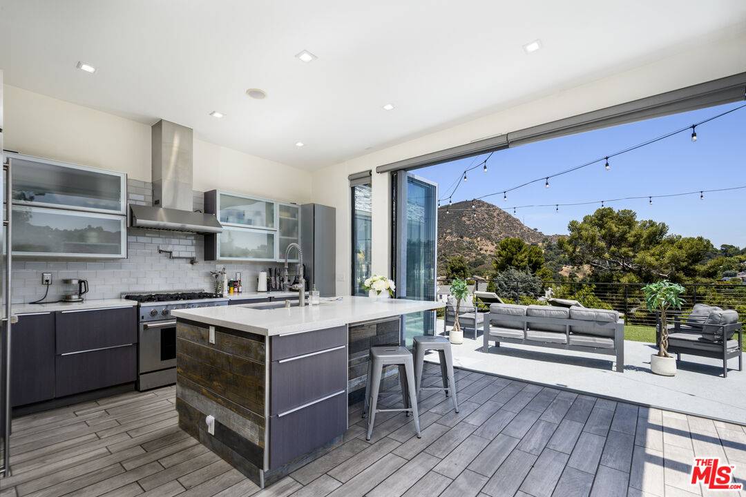 3420 Blair Dr 3BR Hollywood Hills East La
