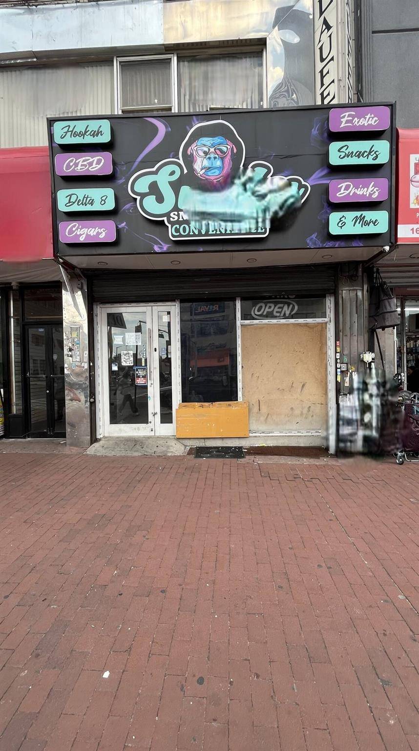 Discover an expansive fourth floor space located on a bustling corner in Jamaica, Queens.