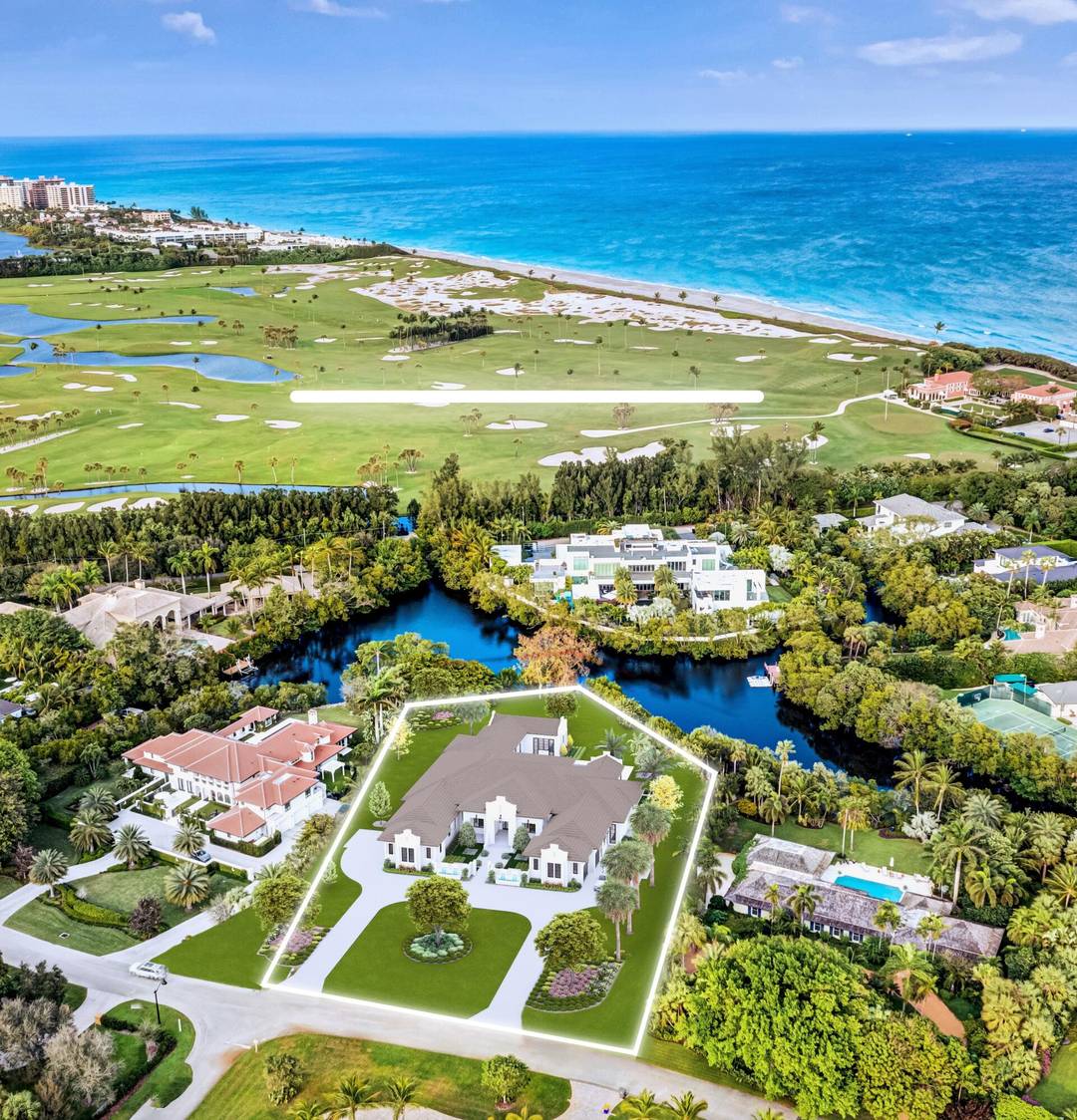 Live in South Florida's exclusive and prestigious golf gated community of Seminole Landing !