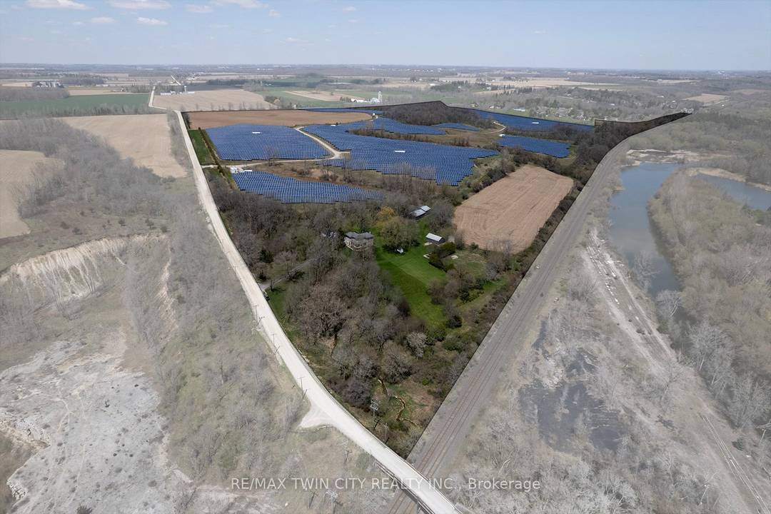 Spectacular industrial agricultural zoned 136.