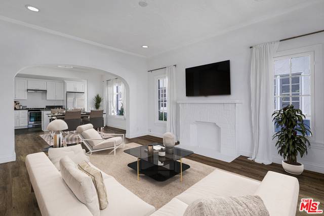 451 N ORANGE GROVE AVE 2BR Hancock Park La