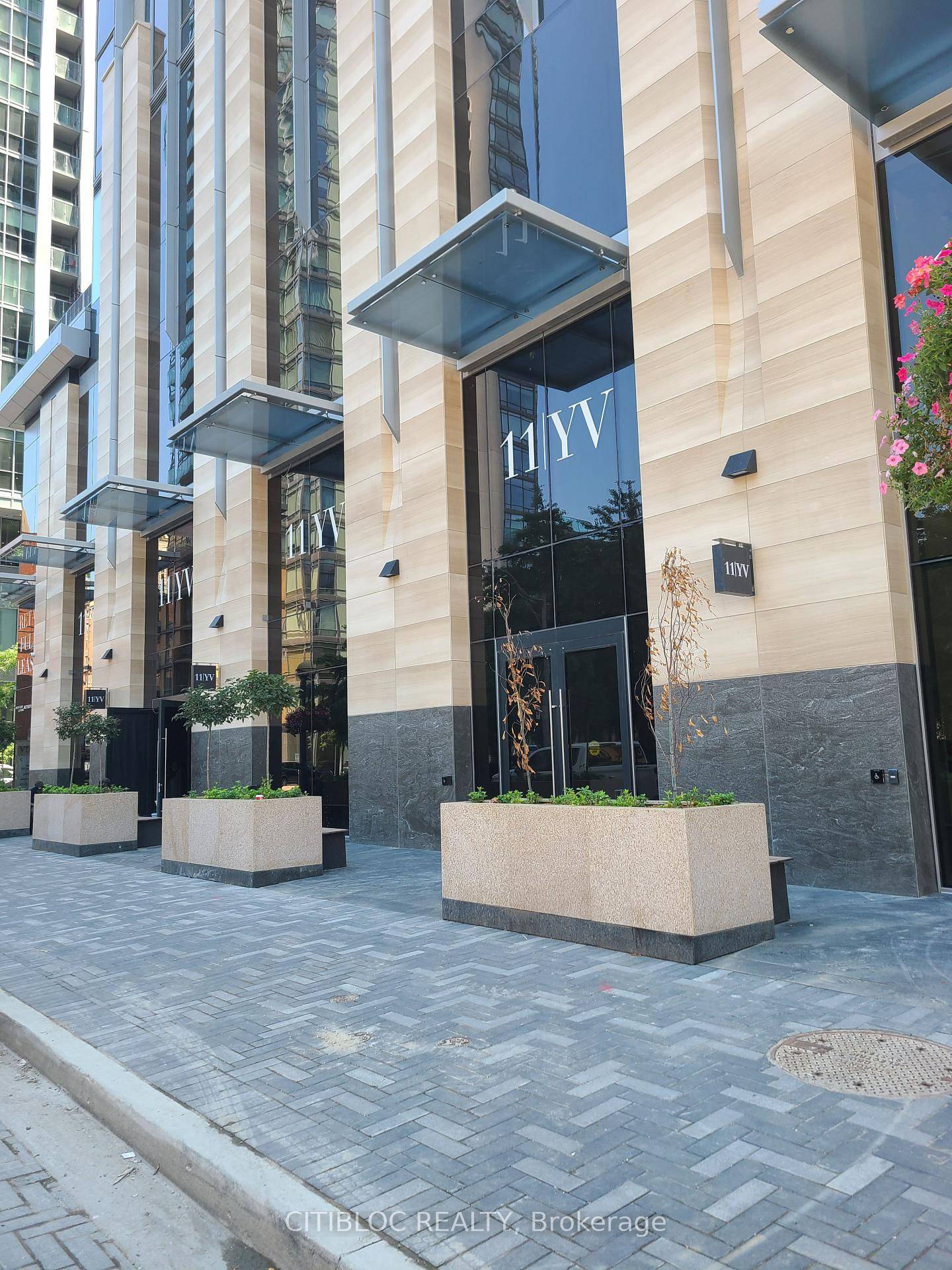 11 Yorkville is a brand new, 65 story landmark developed by RioCan, Metropia with Sweeny amp ; Co, Studio TLA, GBCA Architects, and Cecconi Simone to create a global address ...