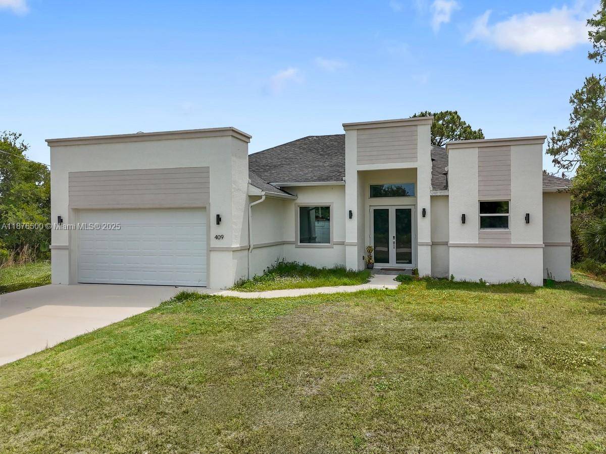 Welcome to this beautifully maintained 2023 home featuring 3 bedrooms den and 2 baths, with flexible spaces for modern living.