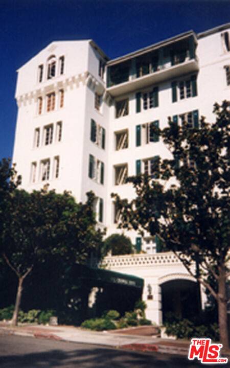 1416 Havenhurst Dr 2BR Hollywood Hills East La