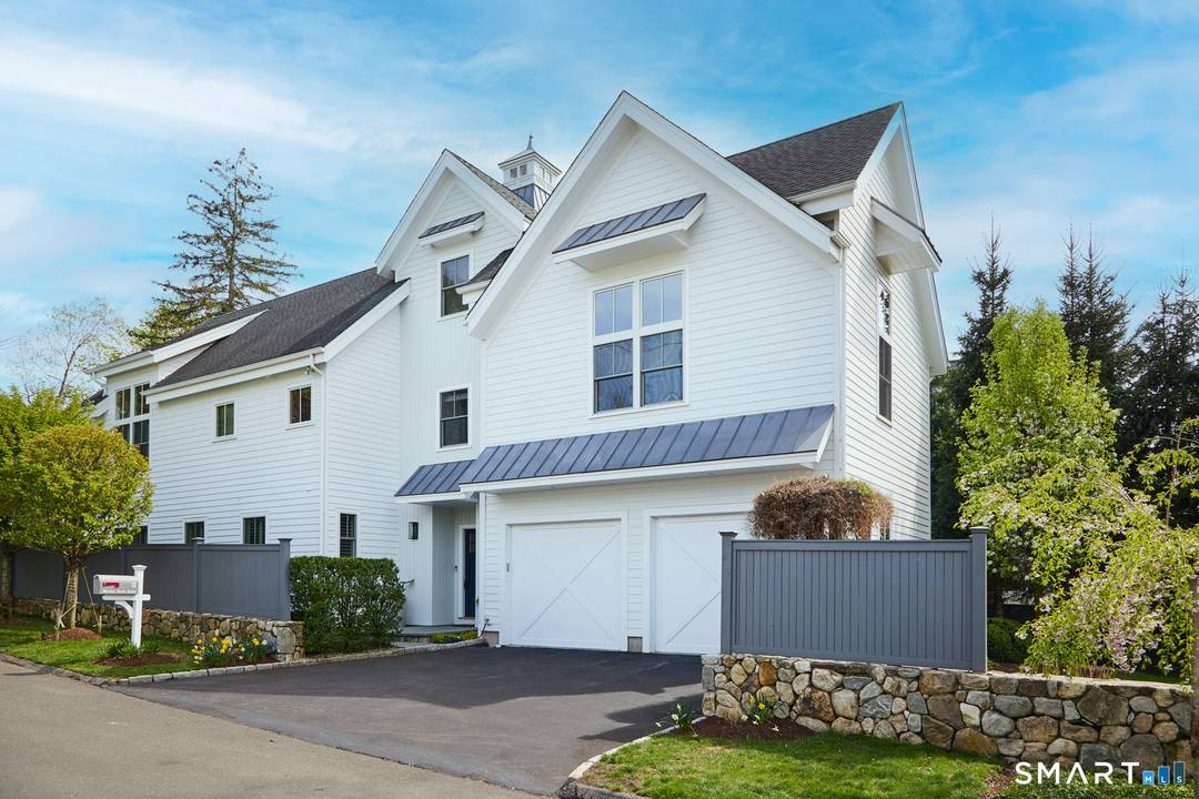 Better than new, this pristine 2016 custom built residence showcases exceptional craftsmanship seamlessly integrated design.